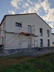 WDVS an einer Fassade, Innenputz- und Malerarbeiten in Zellingen_Außenarbeiten (11)